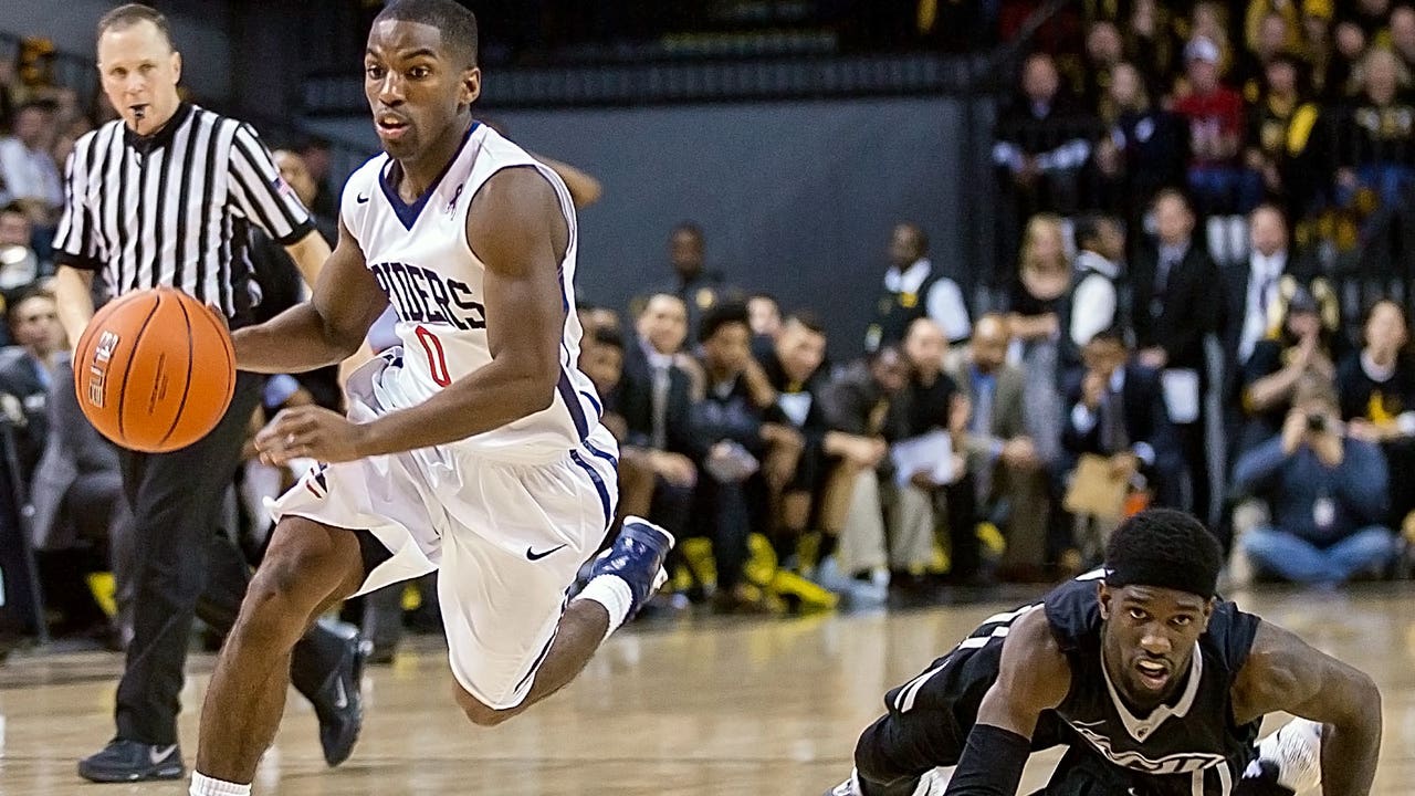 Anthony's big 2nd half lifts Richmond to upset of No. 14 VCU